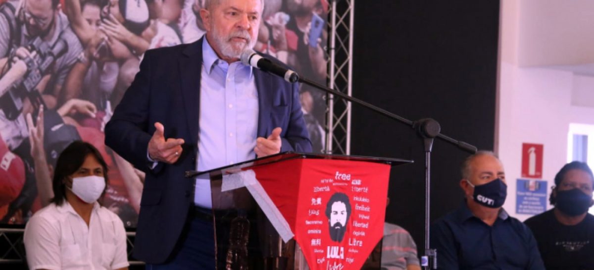 Lula: O país não tem governo. Bolsonaro não cuida da economia, do emprego, da saúde
