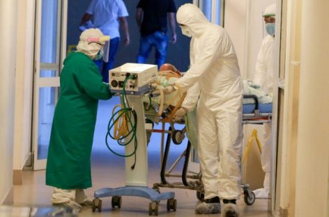 Negacionismo de Bolsonaro contribuiu para aumentar número de mortes por Covid-19