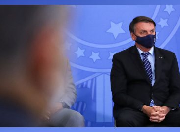 Tensão no Planalto: Bolsonaro muda o comando de seis ministérios