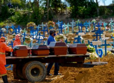 Brasil tem recorde de mortes e 4 mil na fila por leito de Covid-19 em 13 estados