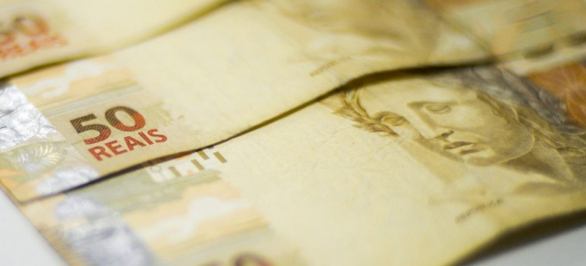 CUT e centrais divulgam nota sobre adiamento do pagamento do abono salarial