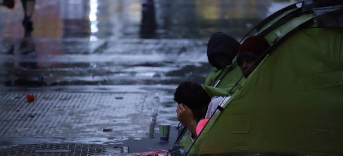 No país do desgoverno, é a ação solidária que ajuda os brasileiros que têm fome