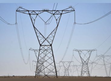 Com energia privatizada, nordestinos sofrem com preços altos e serviços ruins