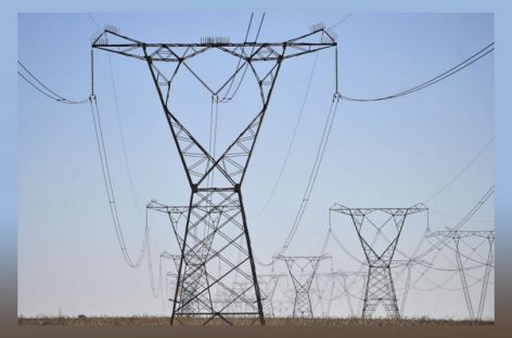 Com energia privatizada, nordestinos sofrem com preços altos e serviços ruins