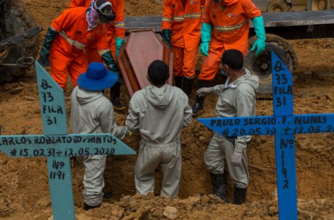 Brasil pode ter 600 mil mortes até julho se nada for feito, diz universidade dos EUA