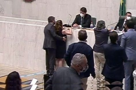 Alesp suspende Fernando Cury por seis meses por assédio a Isa Penna