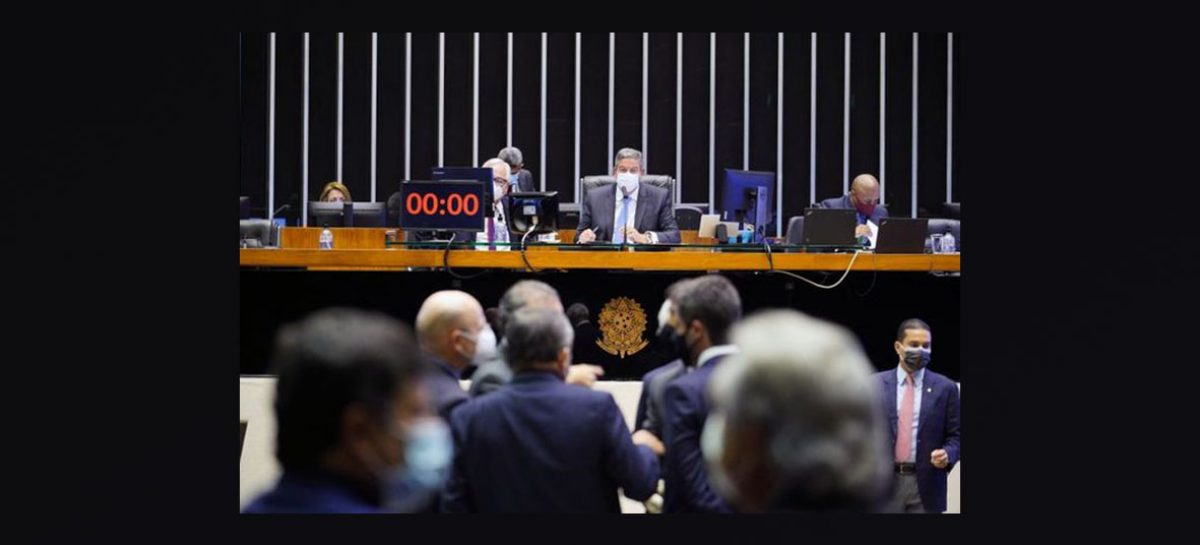 Saiba quem são os deputados que votaram pela privatização da Eletrobras