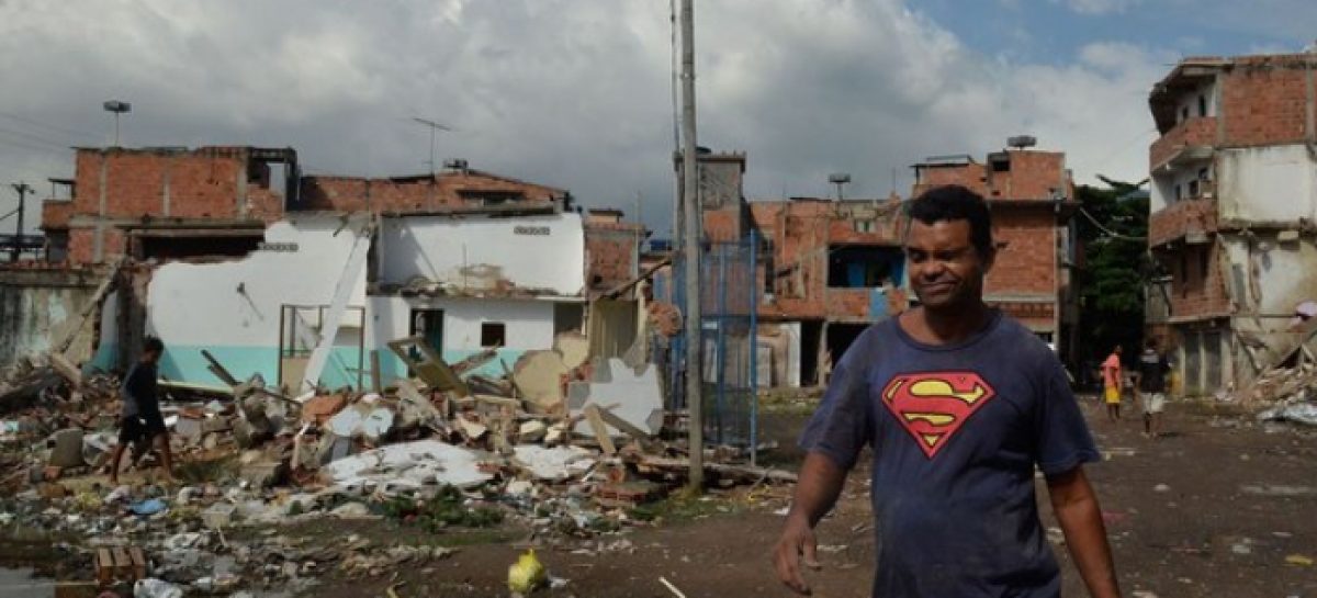 Descaso com pandemia escancara perda na renda das famílias e mortes de trabalhadores