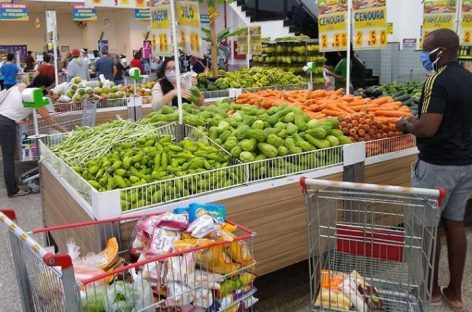 Disparada de preços dos alimentos e do gás é responsabilidade do governo