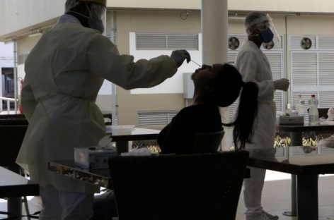 Sem acelerar vacinação, cientistas americanos preveem 3ª onda de Covid no Brasil