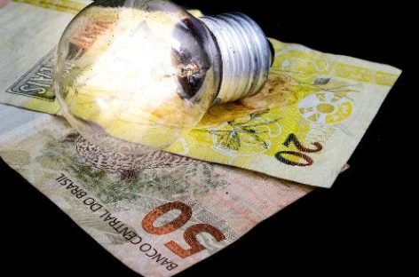 Privatização da Eletrobras causará 25% de aumento na energia