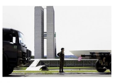 Bolsonaro se fortaleceu ao despertar o ‘monstro do anticomunismo’ nas Forças Armadas