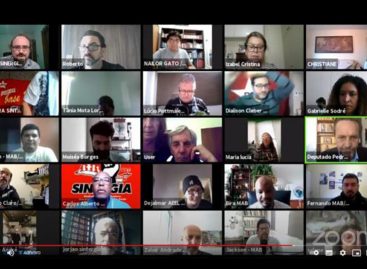 Plenária contra a privatização da Eletrobras mobiliza parlamentares e mais de 800 participantes