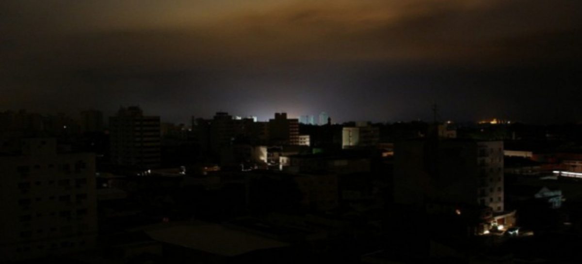 Privatização da Eletrobras ameaça investimentos e agrava risco de apagão