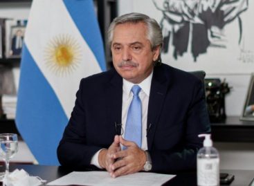 Presidente da Argentina reestatiza empresas de energia e termelétricas