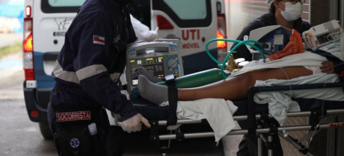 Brasil tem “excesso de mortes” em 2021 com piora da pandemia de Covid-19