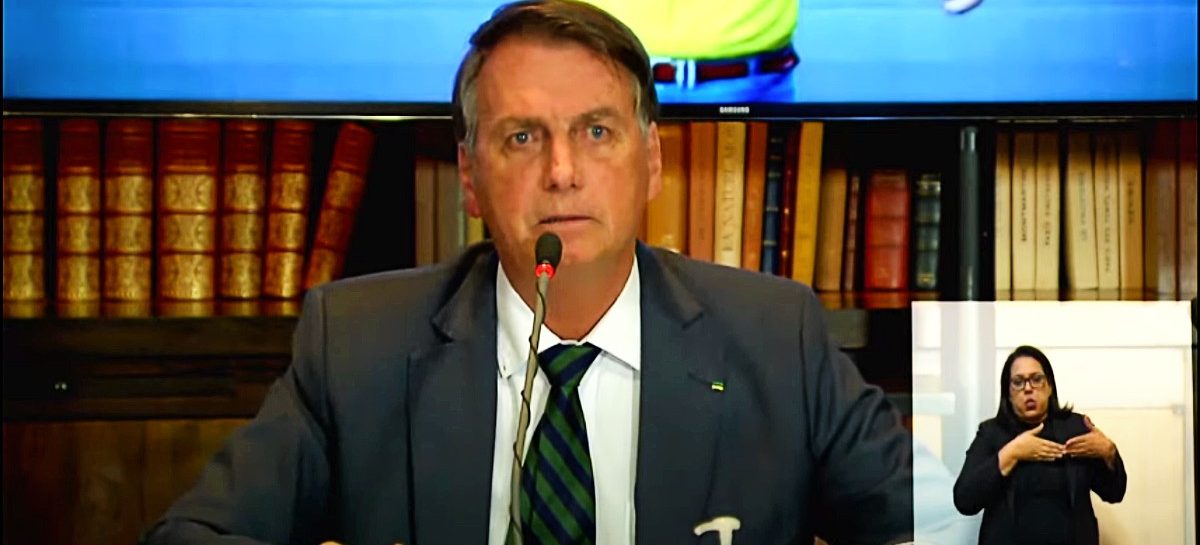 Bolsonaro admite não ter prova de fraudes em eleições. TSE rebate mentiras em tempo real