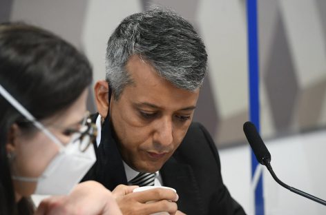 Dias confirma encontros com intermediários, mas nega negociar vacinas