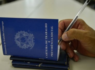 Trabalhadora que descumpriu quarentena e viajou é demitida por justa causa