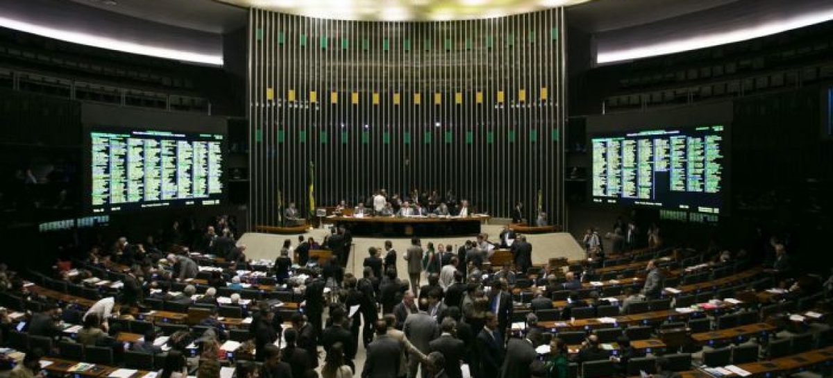 Emenda à PEC da reforma Administrativa pede estabilidade para todo servidor