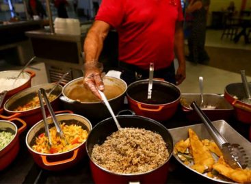 Após pressão da CUT, proposta de acabar com vales alimentação e refeição deve cair