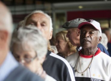 Saiba como antecipar sua aposentadoria e como checar se patrões estão contribuindo