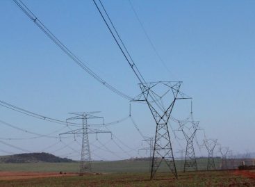 ANEEL define receitas das transmissoras, com redução média de 0,70% na conta de luz