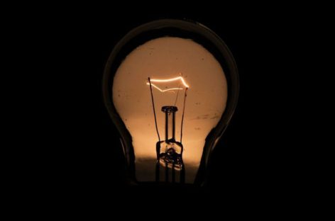 Bandeiras tarifárias vão subir entre 50% e 58% em setembro, informa a Aneel