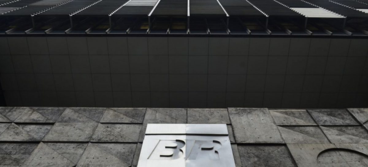 Venda de refinarias provocará desabastecimento de combustíveis, diz TCU