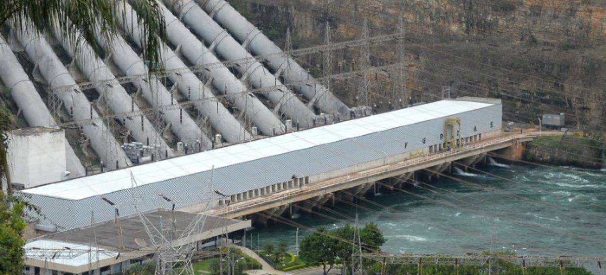 Ao contrário do que diz Guedes, alta da energia elétrica vai durar anos