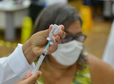 Enquanto Delta avança, Ministério da Saúde estoca 7,9 milhões de doses de vacinas