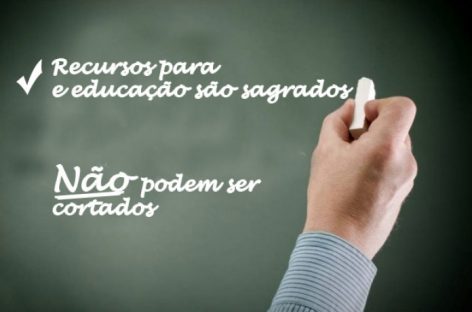 Senador bolsonarista dispara mais um ataque aos salários dos professores