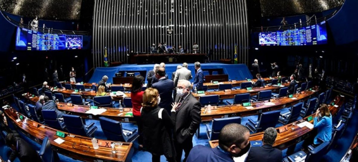 CUT e centrais pressionam Senado para derrubar reforma Trabalhista de Bolsonaro