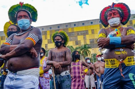 Indígenas denunciam Bolsonaro por genocídio no Tribunal Internacional de Haia
