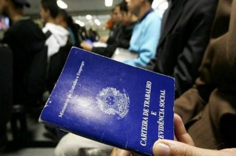 Reforma de Bolsonaro cria trabalhadores com menos direitos, alerta magistrado