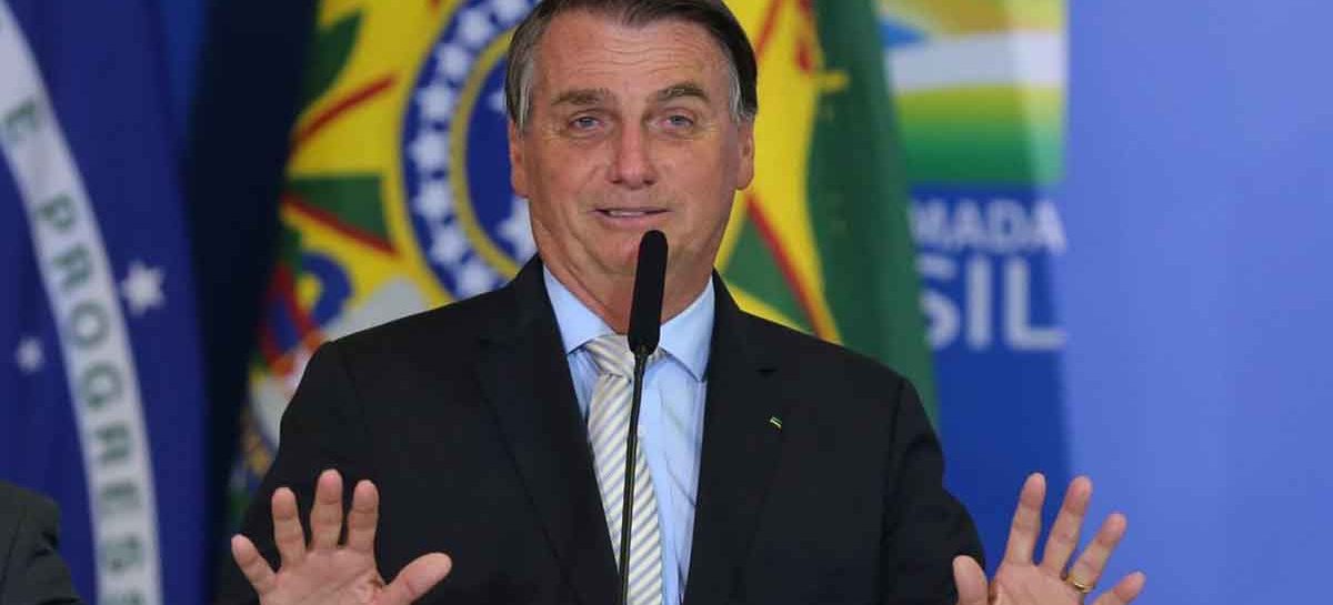 Bolsonaro volta a atacar Marco Civil da Internet com novo projeto