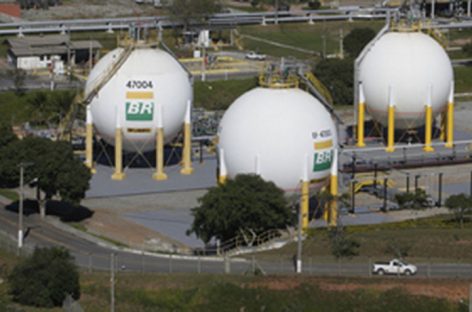 Enquanto Brasil quer privatizar, Reino Unido deve nacionalizar empresas de gás