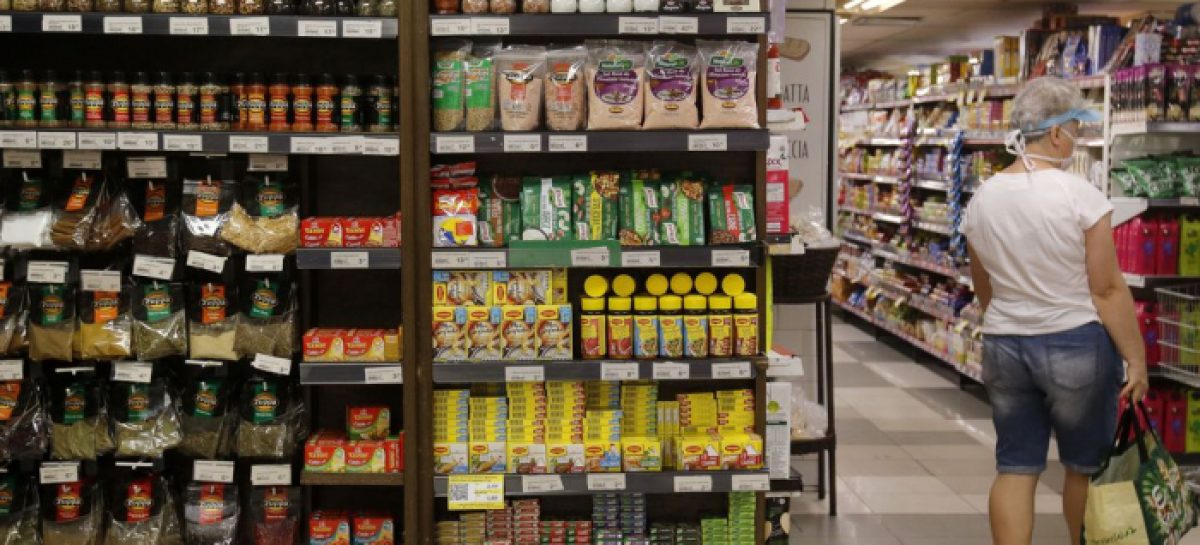 Com disparada de preços, salário mínino ideal é 5 vezes maior do que o atual