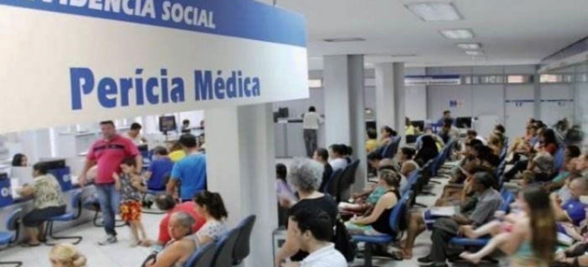 INSS reduz horário de atendimento ao público e fila de espera deve  aumentar