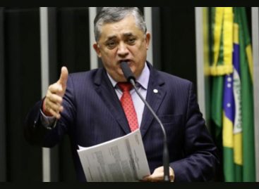 José Guimarães (PT-CE) quer tornar inelegíveis condenados por racismo e homofobia