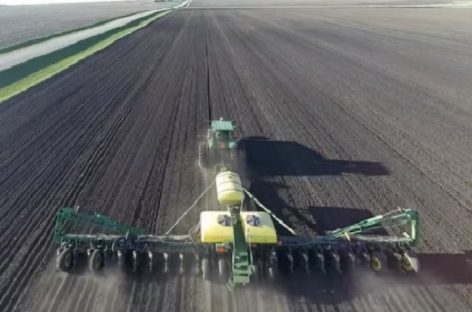 O agro não produz comida, nem emprego ou riqueza. E mal paga imposto