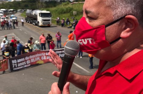 Privatizar a Petrobras é crime contra o Brasil, diz Sérgio Nobre em ato na Bahia