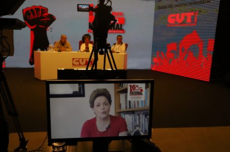 Brasil atingiu o mais fundo patamar de horror, afirma Dilma durante Plenária da CUT
