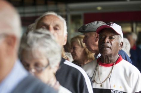 Comissão da Câmara aprova projeto de 14º salário a aposentados