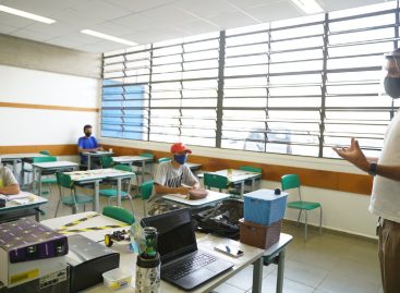 Doria determina volta às aulas presenciais, mas sem exigência de distanciamento