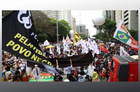Fora Bolsonaro racista foi o grito do Dia da Consciência Negra em todo o país