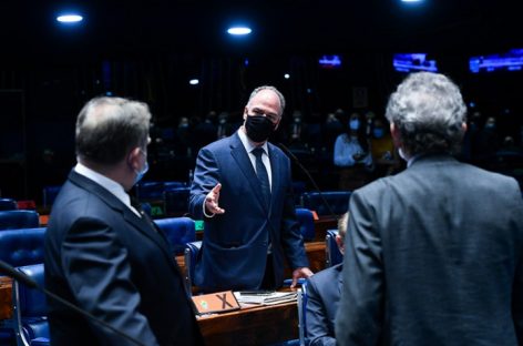 PEC do Calote em aposentados e pensionsitas enfrenta resistência no Senado