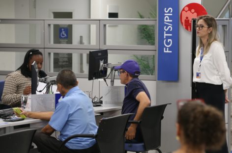 FGTS: Assediado pelos bancos, trabalhador faz saques-aniversário e fica desprotegido