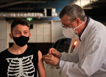 Fiocruz alerta que taxa de vacinação exige cautela com aglomerações