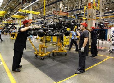 Entenda por que a queda da produção industrial prejudica os trabalhadores